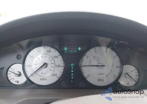 2008 Chrysler 300 Touring z USA, uszkodzony, nr VIN 2C3LA53G08H137676